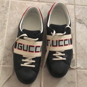 Men’s Ace stripe Gucci Sneaker
